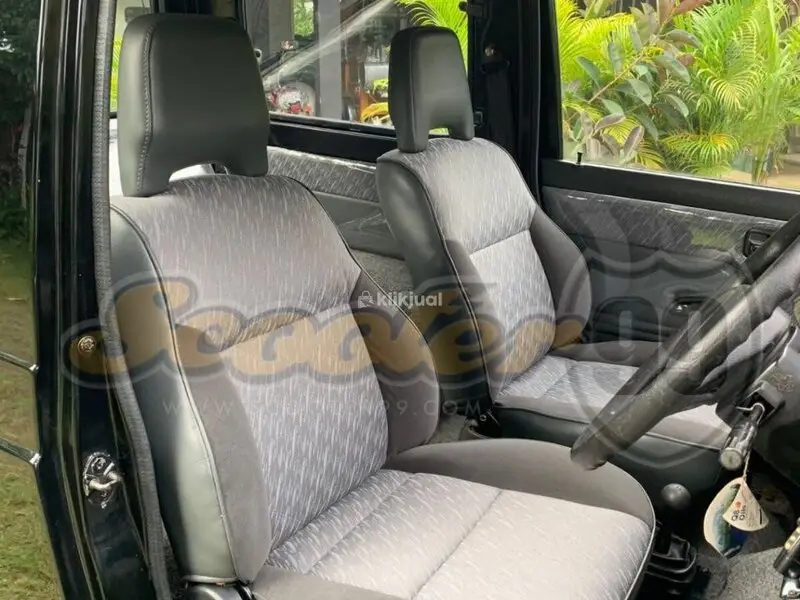Suzuki Katana tahun 1995 4x4 - 4/5